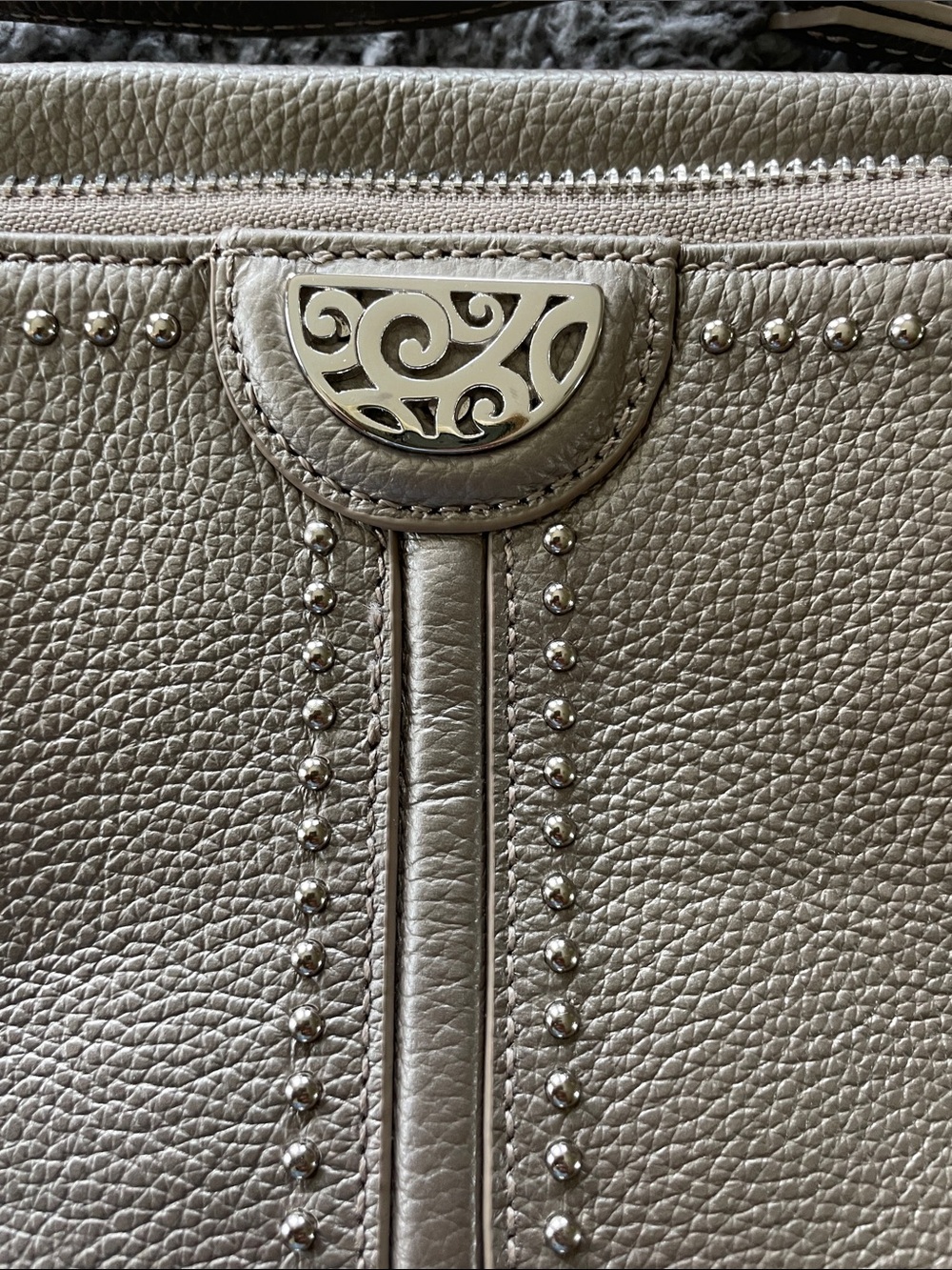 Brighton Jagger Crossbody Bag organizer in Taupe - No tags, but unused condition - Picture 2 of 9